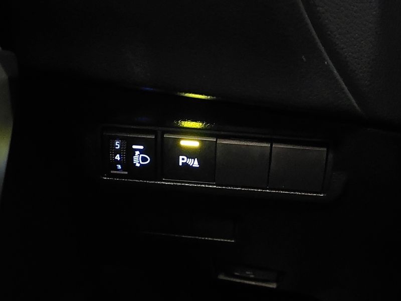 Toyota COROLLA CROSS 2.0 VVT-IE FLEX XRE DIRECT SHIFT 2021/2022 BETIOLO NOVOS E SEMINOVOS LAJEADO / Carros no Vale