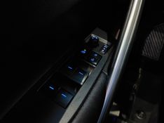 Toyota COROLLA CROSS 2.0 VVT-IE FLEX XRE DIRECT SHIFT 2021/2022 BETIOLO NOVOS E SEMINOVOS LAJEADO / Carros no Vale