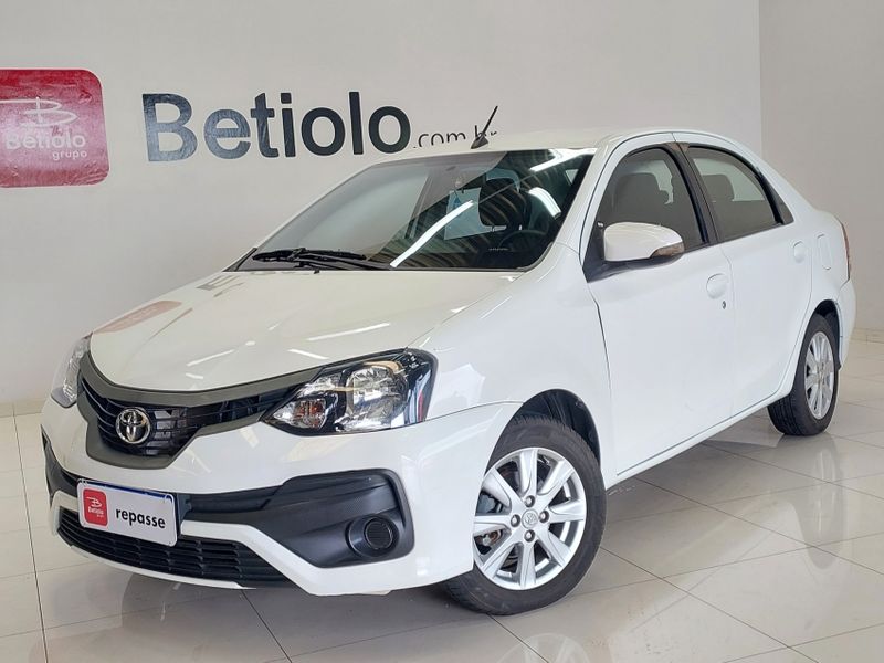 Toyota ETIOS 1.5 X PLUS SEDAN 16V FLEX 4P AUTOMÁTICO 2019/2020 BETIOLO NOVOS E SEMINOVOS LAJEADO / Carros no Vale Toyota ETIOS 1.5 X PLUS SEDAN 16V FLEX 4P AUTOMÁTICO 2019/2020 BETIOLO NOVOS E SEMINOVOS LAJEADO / Carros no Vale