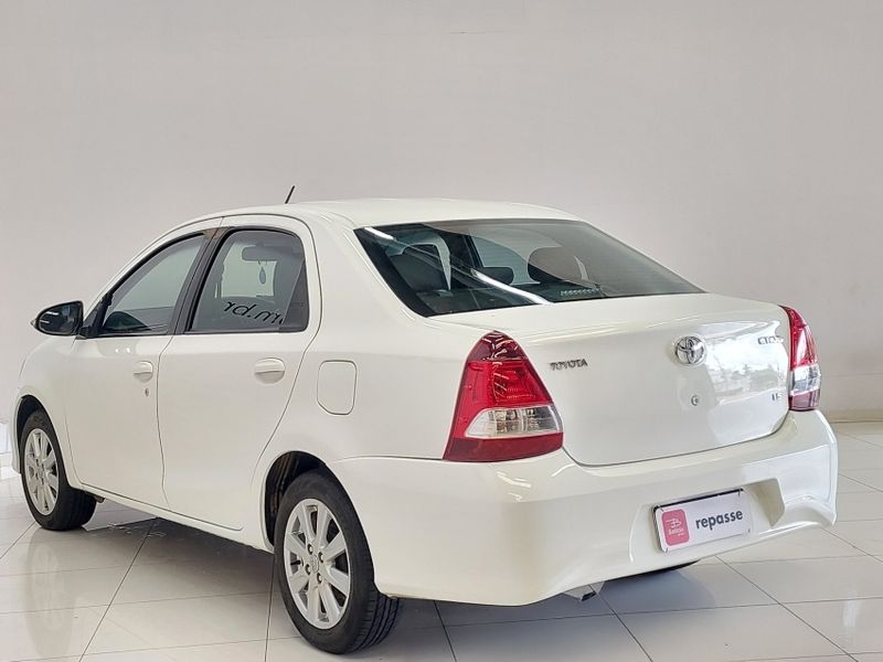 Toyota ETIOS 1.5 X PLUS SEDAN 16V FLEX 4P AUTOMÁTICO 2019/2020 BETIOLO NOVOS E SEMINOVOS LAJEADO / Carros no Vale Toyota ETIOS 1.5 X PLUS SEDAN 16V FLEX 4P AUTOMÁTICO 2019/2020 BETIOLO NOVOS E SEMINOVOS LAJEADO / Carros no Vale