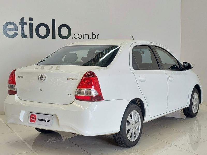 Toyota ETIOS 1.5 X PLUS SEDAN 16V FLEX 4P AUTOMÁTICO 2019/2020 BETIOLO NOVOS E SEMINOVOS LAJEADO / Carros no Vale Toyota ETIOS 1.5 X PLUS SEDAN 16V FLEX 4P AUTOMÁTICO 2019/2020 BETIOLO NOVOS E SEMINOVOS LAJEADO / Carros no Vale