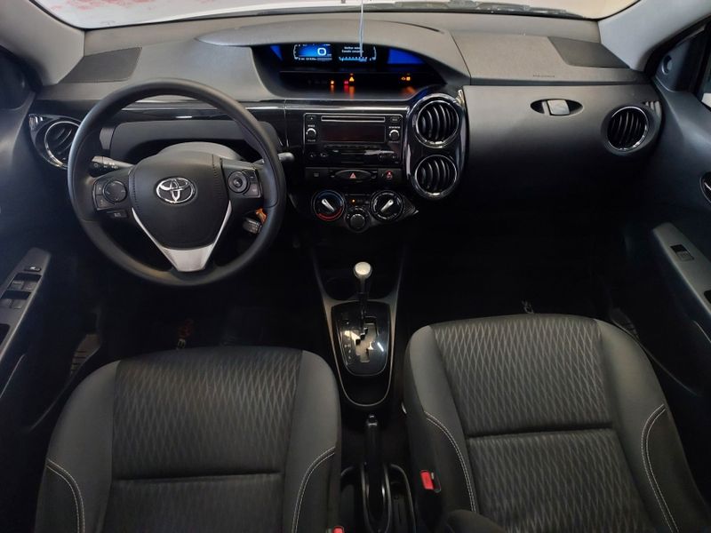 Toyota ETIOS 1.5 X PLUS SEDAN 16V FLEX 4P AUTOMÁTICO 2019/2020 BETIOLO NOVOS E SEMINOVOS LAJEADO / Carros no Vale Toyota ETIOS 1.5 X PLUS SEDAN 16V FLEX 4P AUTOMÁTICO 2019/2020 BETIOLO NOVOS E SEMINOVOS LAJEADO / Carros no Vale
