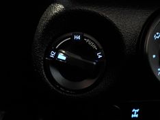 Toyota HILUX 2.8 SR 4X4 CD 16V DIESEL 4P AUTOMÁTICO 2016/2016 BETIOLO NOVOS E SEMINOVOS LAJEADO / Carros no Vale