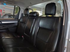 Toyota HILUX 2.8 SR 4X4 CD 16V DIESEL 4P AUTOMÁTICO 2016/2016 BETIOLO NOVOS E SEMINOVOS LAJEADO / Carros no Vale