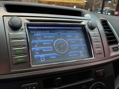 Toyota HILUX SW4 2.7 SR 4X2 16V FLEX 4P AUTOMÁTICO 2014/2015 BETIOLO NOVOS E SEMINOVOS LAJEADO / Carros no Vale