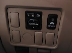 Toyota HILUX SW4 2.7 SR 4X2 16V FLEX 4P AUTOMÁTICO 2014/2015 BETIOLO NOVOS E SEMINOVOS LAJEADO / Carros no Vale