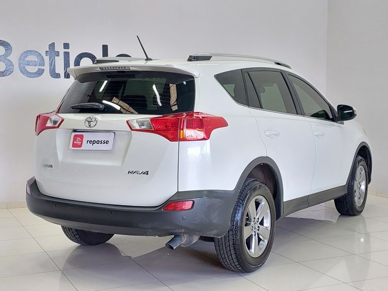 Toyota RAV4 2.0 4X2 16V GASOLINA 4P AUTOMÁTICO 2015/2015 BETIOLO NOVOS E SEMINOVOS LAJEADO / Carros no Vale