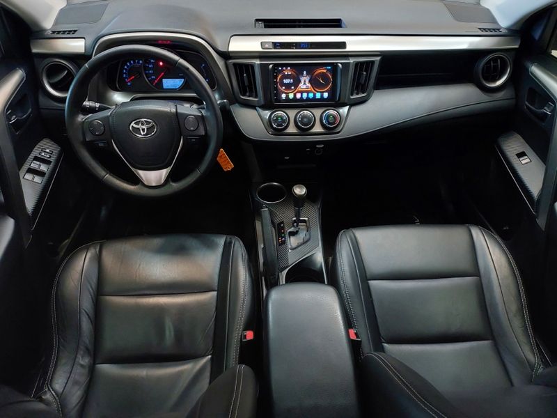 Toyota RAV4 2.0 4X2 16V GASOLINA 4P AUTOMÁTICO 2015/2015 BETIOLO NOVOS E SEMINOVOS LAJEADO / Carros no Vale