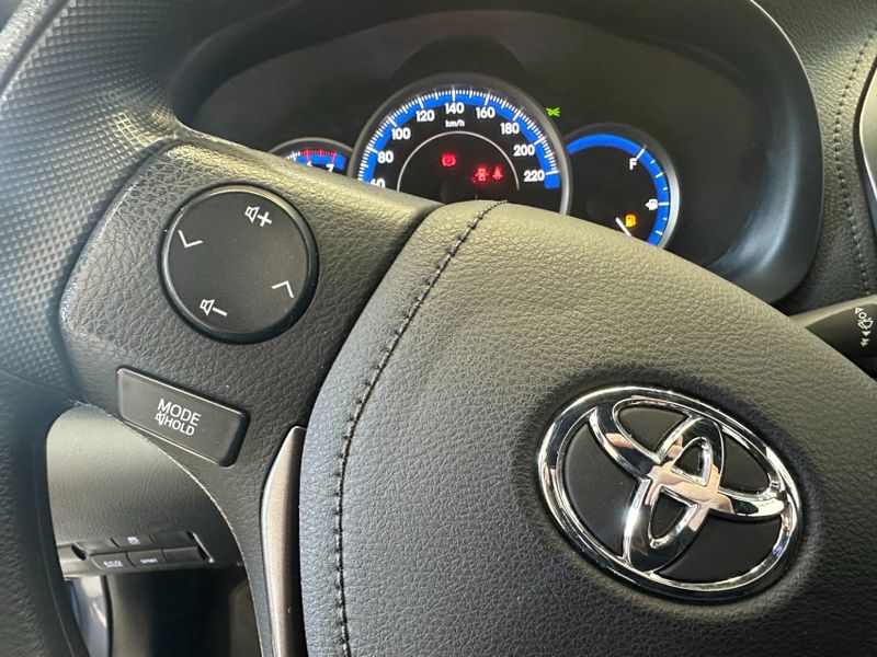 Toyota YARIS 1.5 16V FLEX XL MULTIDRIVE 2022/2023 BETIOLO NOVOS E SEMINOVOS LAJEADO / Carros no Vale