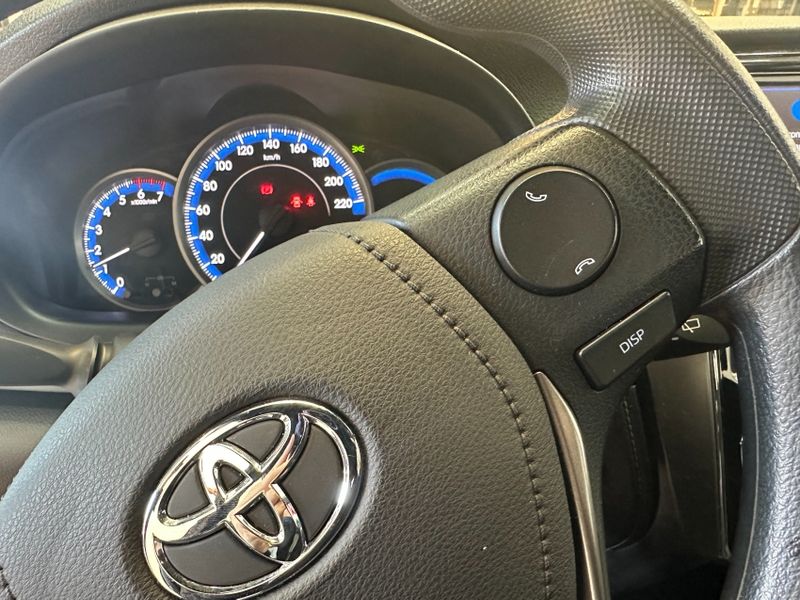 Toyota YARIS 1.5 16V FLEX XL MULTIDRIVE 2022/2023 BETIOLO NOVOS E SEMINOVOS LAJEADO / Carros no Vale