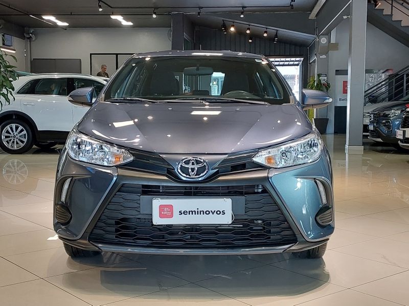 Toyota YARIS 1.5 16V FLEX XL MULTIDRIVE 2022/2023 BETIOLO NOVOS E SEMINOVOS LAJEADO / Carros no Vale