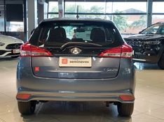 Toyota YARIS 1.5 16V FLEX XL MULTIDRIVE 2022/2023 BETIOLO NOVOS E SEMINOVOS LAJEADO / Carros no Vale