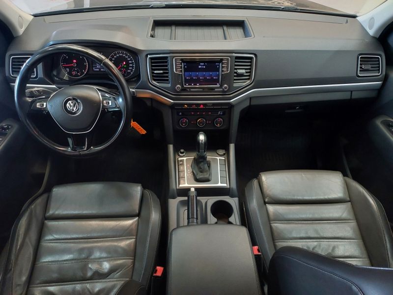Volkswagen AMAROK 2.0 HIGHLINE 4X4 CD 16V TURBO INTERCOOLER DIESEL 4P AUTOMÁTICO 2018/2019 BETIOLO NOVOS E SEMINOVOS LAJEADO / Carros no Vale