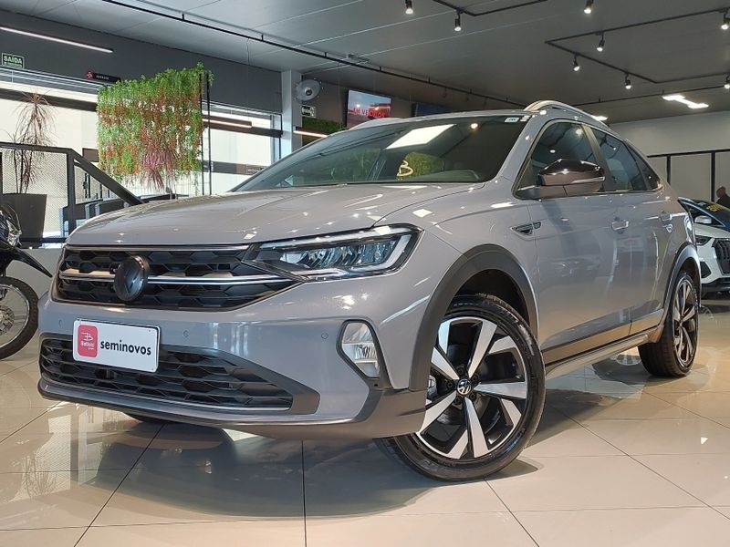 Volkswagen NIVUS 1.0 200 TSI TOTAL FLEX HIGHLINE AUTOMÁTICO 2022/2022 BETIOLO NOVOS E SEMINOVOS LAJEADO / Carros no Vale