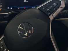 Volkswagen NIVUS 1.0 200 TSI TOTAL FLEX HIGHLINE AUTOMÁTICO 2022/2022 BETIOLO NOVOS E SEMINOVOS LAJEADO / Carros no Vale