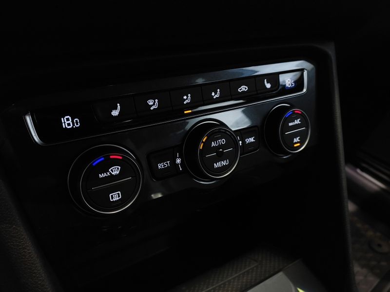 Volkswagen TIGUAN 2.0 350 TSI GASOLINA ALLSPACE R-LINE 4MOTION DSG 2021/2021 BETIOLO NOVOS E SEMINOVOS LAJEADO / Carros no Vale