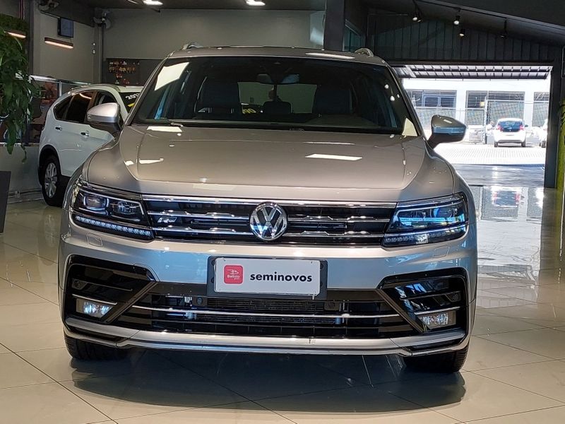 Volkswagen TIGUAN 2.0 350 TSI GASOLINA ALLSPACE R-LINE 4MOTION DSG 2021/2021 BETIOLO NOVOS E SEMINOVOS LAJEADO / Carros no Vale