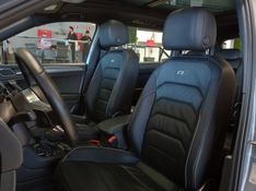 Volkswagen TIGUAN 2.0 350 TSI GASOLINA ALLSPACE R-LINE 4MOTION DSG 2021/2021 BETIOLO NOVOS E SEMINOVOS LAJEADO / Carros no Vale