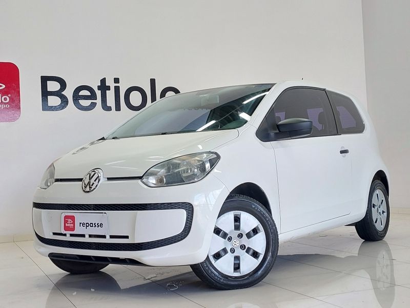 Volkswagen UP 1.0 MPI TAKE UP 12V FLEX 2P MANUAL 2016/2017 BETIOLO NOVOS E SEMINOVOS LAJEADO / Carros no Vale