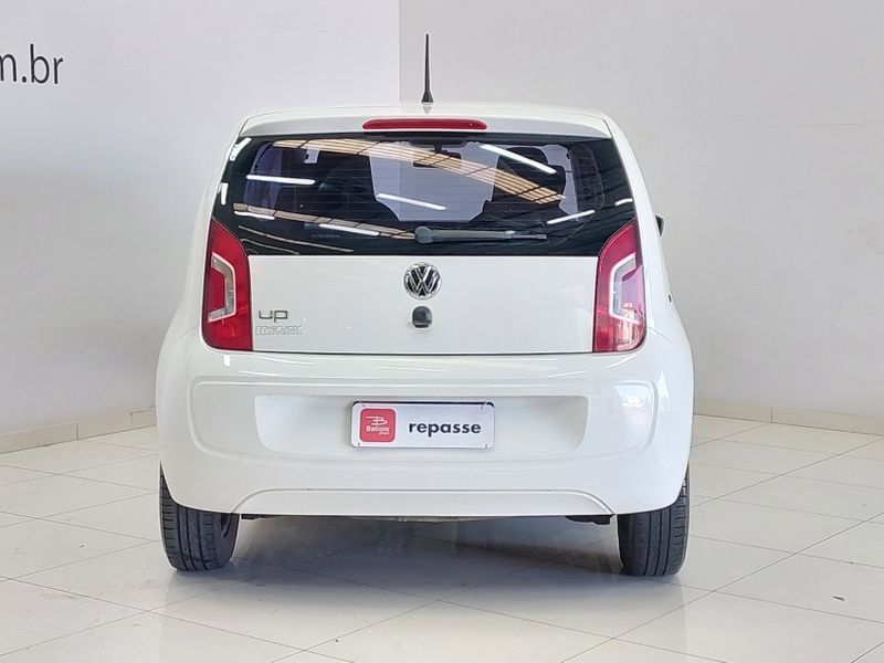 Volkswagen UP 1.0 MPI TAKE UP 12V FLEX 2P MANUAL 2016/2017 BETIOLO NOVOS E SEMINOVOS LAJEADO / Carros no Vale