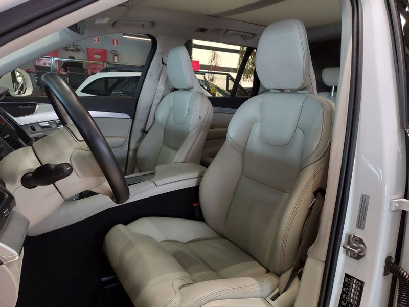 Volvo XC90 2.0 T6 GASOLINA MOMENTUM AWD GEARTRONIC 2018/2019 BETIOLO NOVOS E SEMINOVOS LAJEADO / Carros no Vale