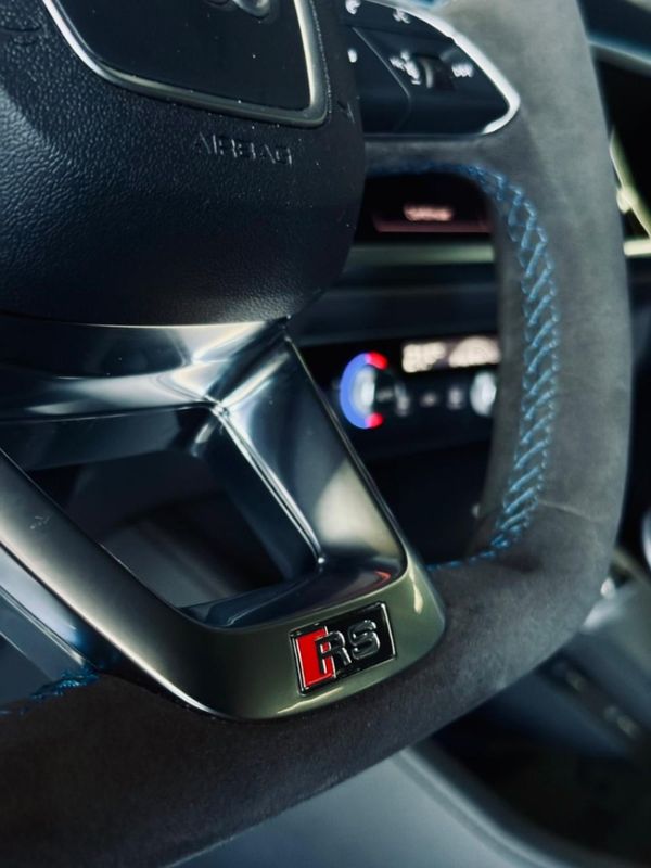 Audi RS Q3 2.5 TFSI SPORTBACK QUATTRO GASOLINA S-TRONIC 2021/2022 CASTELLAN E TOMAZONI MOTORS CAXIAS DO SUL / Carros no Vale