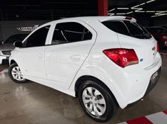 Chevrolet ONIX 1.0 MPFI LT 8V FLEX 4P MANUAL 2017/2017 CASTELLAN E TOMAZONI MOTORS CAXIAS DO SUL / Carros no Vale