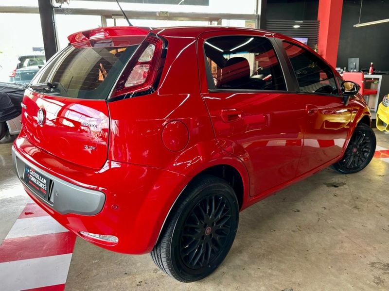 Fiat PUNTO 1.6 ESSENCE 16V FLEX 4P AUTOMATIZADO 2013/2013 CASTELLAN E TOMAZONI MOTORS CAXIAS DO SUL / Carros no Vale