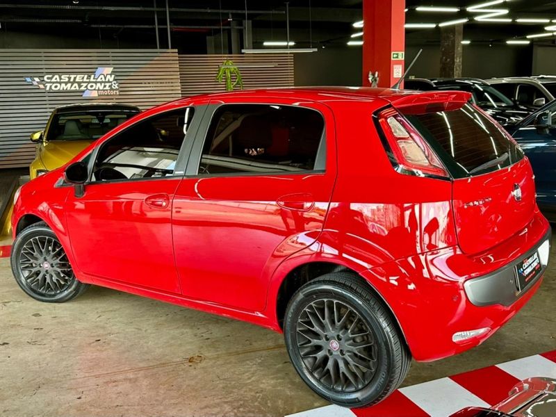 Fiat PUNTO 1.6 ESSENCE 16V FLEX 4P AUTOMATIZADO 2013/2013 CASTELLAN E TOMAZONI MOTORS CAXIAS DO SUL / Carros no Vale