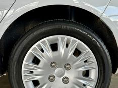 Ford FIESTA 1.6 TI-VCT FLEX SE MANUAL 2019/2019 CASTELLAN E TOMAZONI MOTORS CAXIAS DO SUL / Carros no Vale