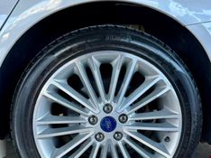 Ford FUSION 2.0 TITANIUM AWD 16V GASOLINA 4P AUTOMÁTICO 2015/2015 CASTELLAN E TOMAZONI MOTORS CAXIAS DO SUL / Carros no Vale