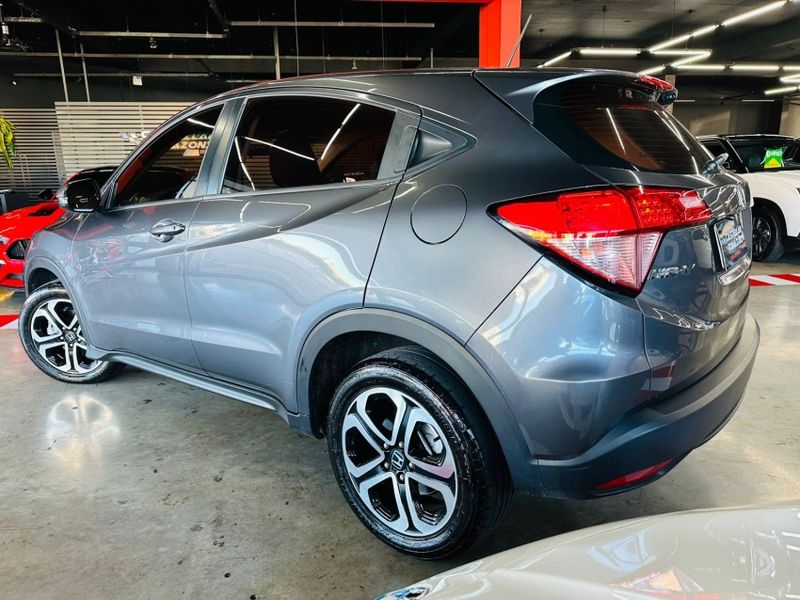 Honda HR-V 1.8 16V FLEX EX 4P AUTOMÁTICO 2016/2016 CASTELLAN E TOMAZONI MOTORS CAXIAS DO SUL / Carros no Vale