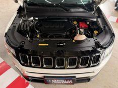 JEEP COMPASS 2.0 16V FLEX LONGITUDE AUTOMÁTICO 2020/2021 CASTELLAN E TOMAZONI MOTORS CAXIAS DO SUL / Carros no Vale