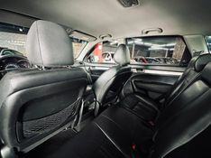 KIA SORENTO 2.4 16V GASOLINA EX AUTOMÁTICO 2013/2013 CASTELLAN E TOMAZONI MOTORS CAXIAS DO SUL / Carros no Vale