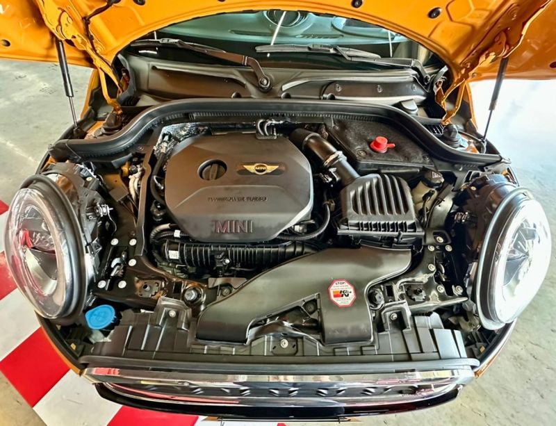 Mini COOPER 2.0 S TOP 16V TURBO GASOLINA 2P AUTOMÁTICO 2014/2015 CASTELLAN E TOMAZONI MOTORS CAXIAS DO SUL / Carros no Vale