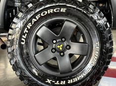 Mitsubishi PAJERO TR4 2.0 4X4 16V 131CV GASOLINA 4P AUTOMÁTICO 2004/2005 CASTELLAN E TOMAZONI MOTORS CAXIAS DO SUL / Carros no Vale