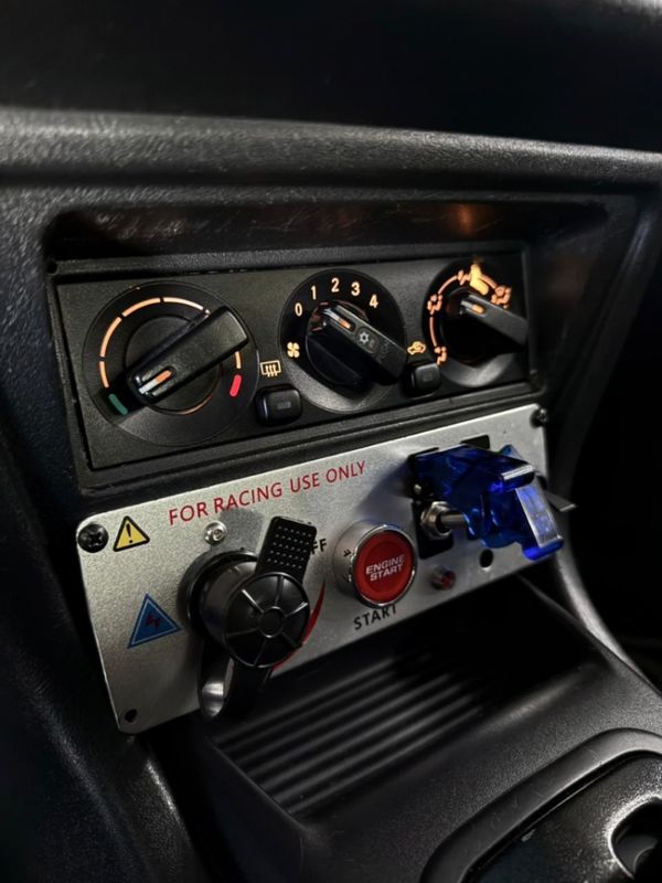 Mitsubishi PAJERO TR4 2.0 4X4 16V 131CV GASOLINA 4P AUTOMÁTICO 2004/2005 CASTELLAN E TOMAZONI MOTORS CAXIAS DO SUL / Carros no Vale