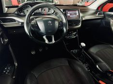 Peugeot 2008 1.6 16V THP FLEX GRIFFE 4P MANUAL 2017/2017 CASTELLAN E TOMAZONI MOTORS CAXIAS DO SUL / Carros no Vale