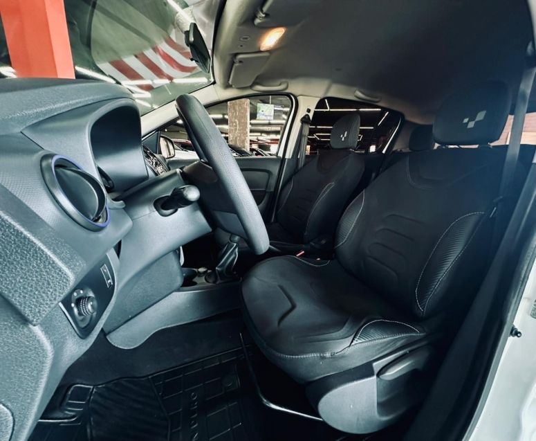 Renault SANDERO 1.6 GT LINE LIMITED FLEX 4P MANUAL 2015/2016 CASTELLAN E TOMAZONI MOTORS CAXIAS DO SUL / Carros no Vale Renault SANDERO 1.6 GT LINE LIMITED FLEX 4P MANUAL 2015/2016 CASTELLAN E TOMAZONI MOTORS CAXIAS DO SUL / Carros no Vale