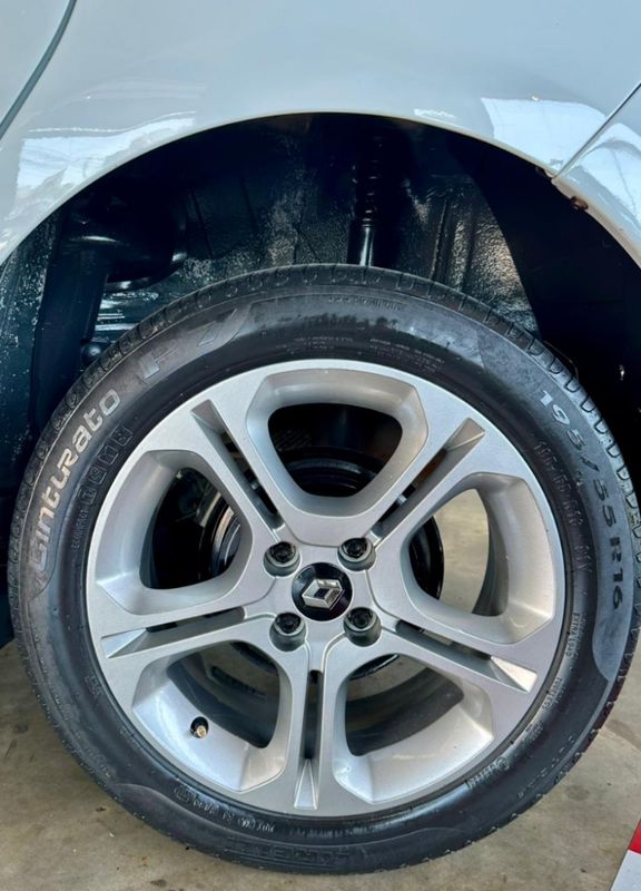 Renault SANDERO 1.6 GT LINE LIMITED FLEX 4P MANUAL 2015/2016 CASTELLAN E TOMAZONI MOTORS CAXIAS DO SUL / Carros no Vale Renault SANDERO 1.6 GT LINE LIMITED FLEX 4P MANUAL 2015/2016 CASTELLAN E TOMAZONI MOTORS CAXIAS DO SUL / Carros no Vale