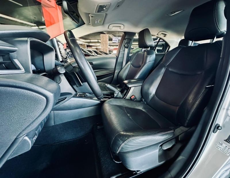 Toyota COROLLA 2.0 VVT-IE FLEX XEI DIRECT SHIFT 2019/2020 CASTELLAN E TOMAZONI MOTORS CAXIAS DO SUL / Carros no Vale