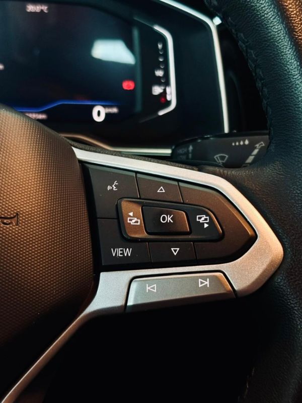 Volkswagen NIVUS 1.0 200 TSI TOTAL FLEX HIGHLINE AUTOMÁTICO 2024/2024 CASTELLAN E TOMAZONI MOTORS CAXIAS DO SUL / Carros no Vale