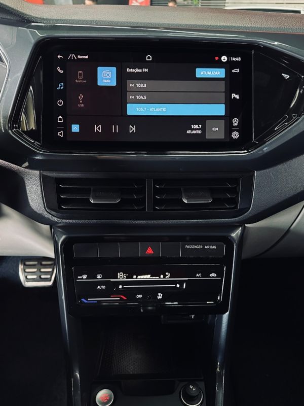 Volkswagen T-CROSS 1.4 250 TSI TOTAL FLEX HIGHLINE AUTOMÁTICO 2022/2022 CASTELLAN E TOMAZONI MOTORS CAXIAS DO SUL / Carros no Vale