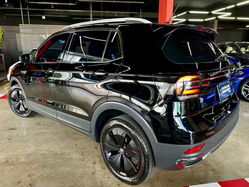 Volkswagen T-CROSS 1.4 250 TSI TOTAL FLEX HIGHLINE AUTOMÁTICO 2022/2022 CASTELLAN E TOMAZONI MOTORS CAXIAS DO SUL / Carros no Vale