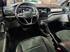 Volkswagen T-CROSS 1.4 250 TSI TOTAL FLEX HIGHLINE AUTOMÁTICO 2022/2022 CASTELLAN E TOMAZONI MOTORS CAXIAS DO SUL / Carros no Vale