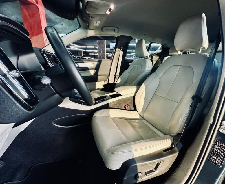 Volvo XC40 1.5 T5 RECHARGE INSCRIPTION GEARTRONIC 2021/2022 CASTELLAN E TOMAZONI MOTORS CAXIAS DO SUL / Carros no Vale