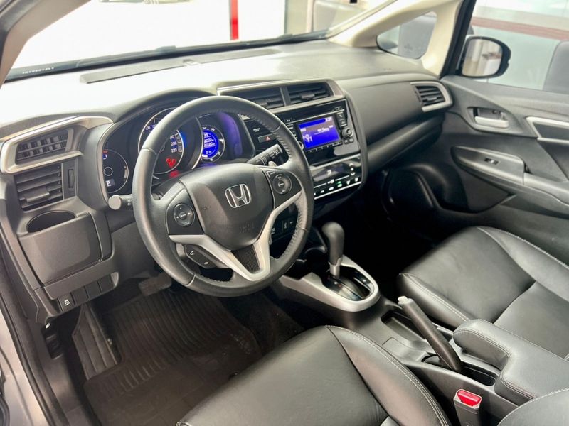 Honda FIT 1.5 EX 16V FLEX 4P AUTOMÁTICO 2017/2018 DRSUL SEMINOVOS CAXIAS DO SUL – LAJEADO – SANTA CRUZ DO SUL / Carros no Vale