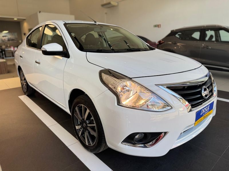 Nissan VERSA 1.6 16V FLEXSTART SL 4P XTRONIC 2019/2020 DRSUL SEMINOVOS CAXIAS DO SUL – LAJEADO – SANTA CRUZ DO SUL / Carros no Vale