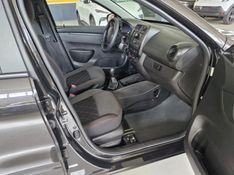 Renault KWID 1.0 12V SCE FLEX ZEN MANUAL 2022/2023 DRSUL SEMINOVOS CAXIAS DO SUL – LAJEADO – SANTA CRUZ DO SUL / Carros no Vale