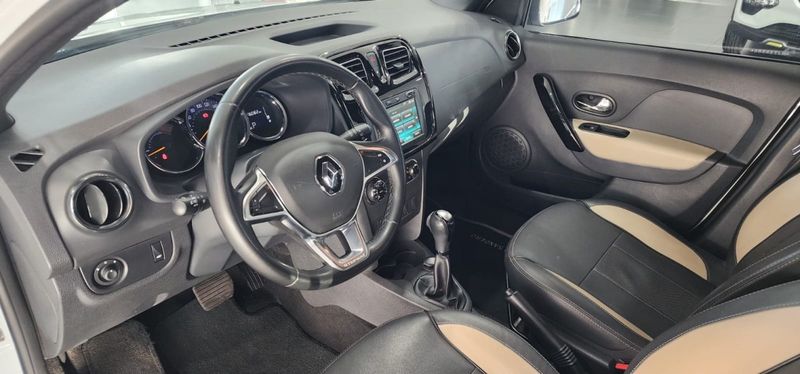 Renault STEPWAY 1.6 16V SCE FLEX ICONIC X-TRONIC 2020/2021 DRSUL SEMINOVOS CAXIAS DO SUL – LAJEADO – SANTA CRUZ DO SUL / Carros no Vale